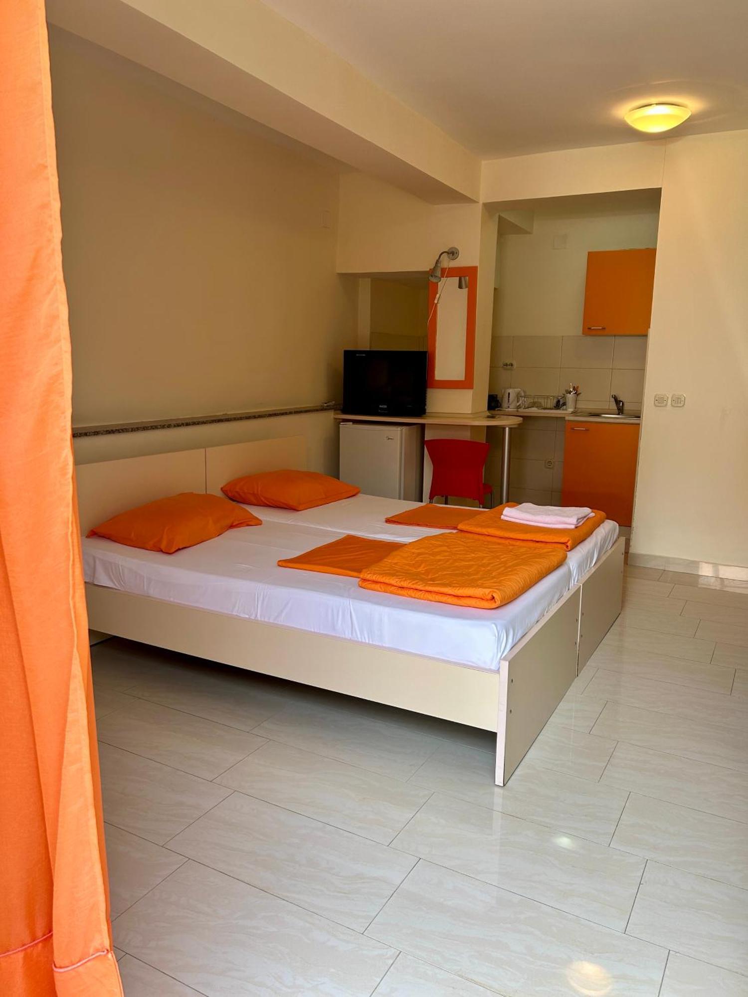 Adzija House Apartment Ohrid Bagian luar foto
